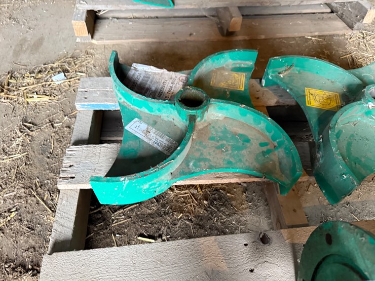 #9964-•-oil-chamber-and-(2)-impellers-(fennimore,-wi)-image-3