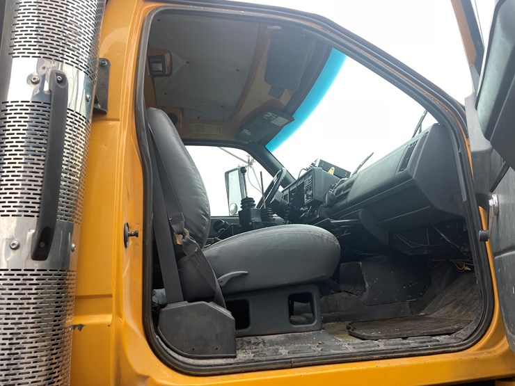 2001-gmc-topkick-image-72