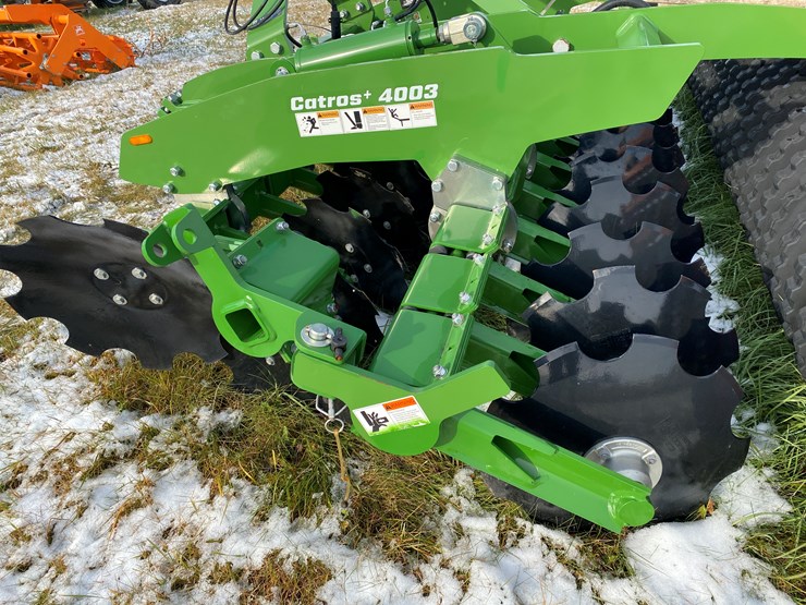 #1145-•-2023-unused-amazone-catros-4003-3-point-compact-disc-(waldo,-wi)-image-13