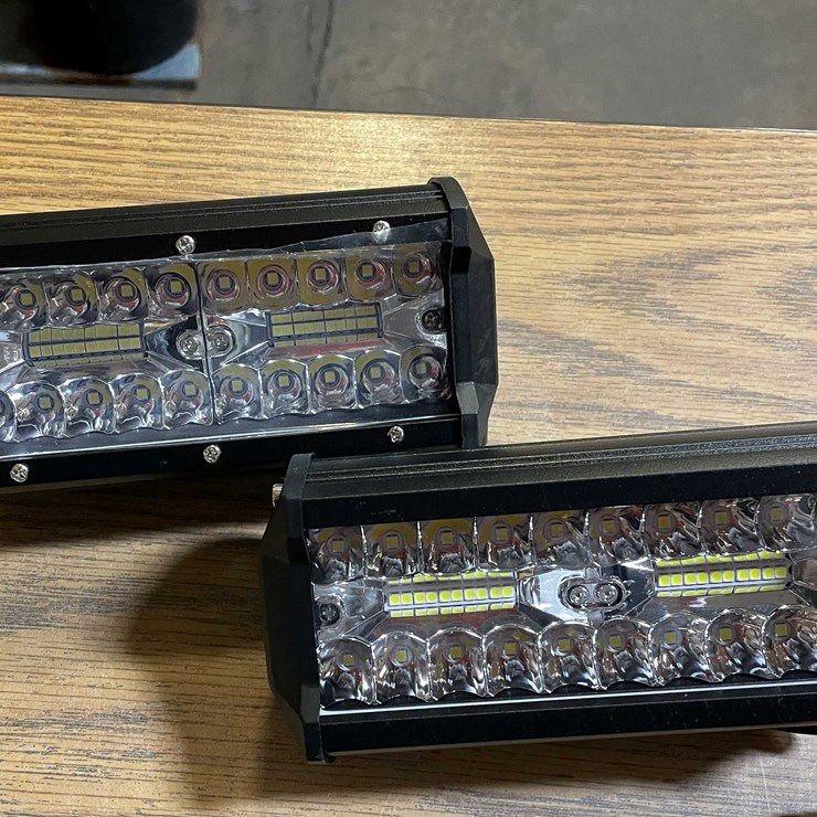 #8649 • (2) LED 6-1/2" Long Work Lights, 12/24vdc (PR11)