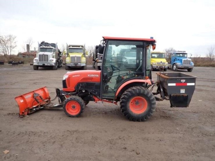 2017-kubota-b2650hsd-image-9