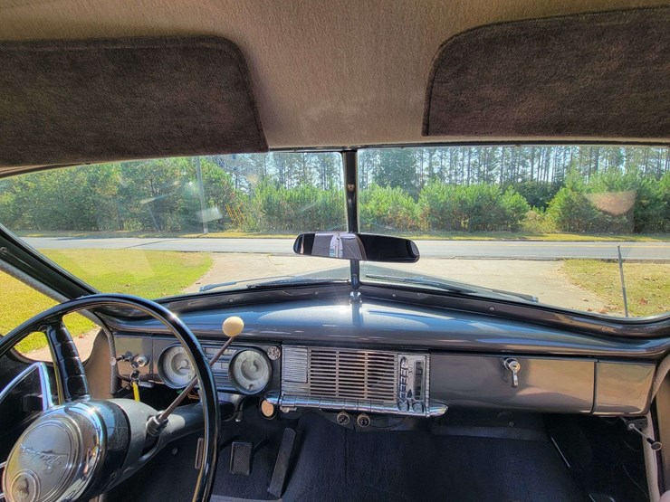 1948-packard-sedan-image-32