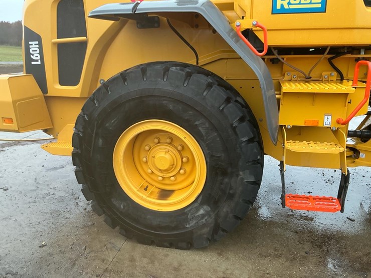 2022-volvo-l60h-image-42