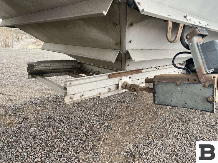 1995-wilson-48'-image-24