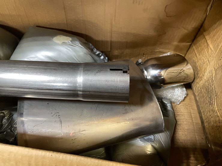 2005-magnum-300-image-2