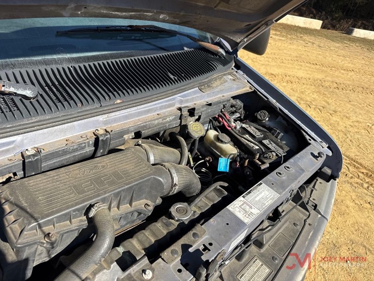 1996-ford-e350-image-18