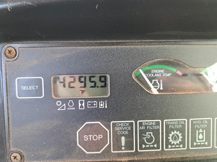 2006-john-deere-6081-image-16