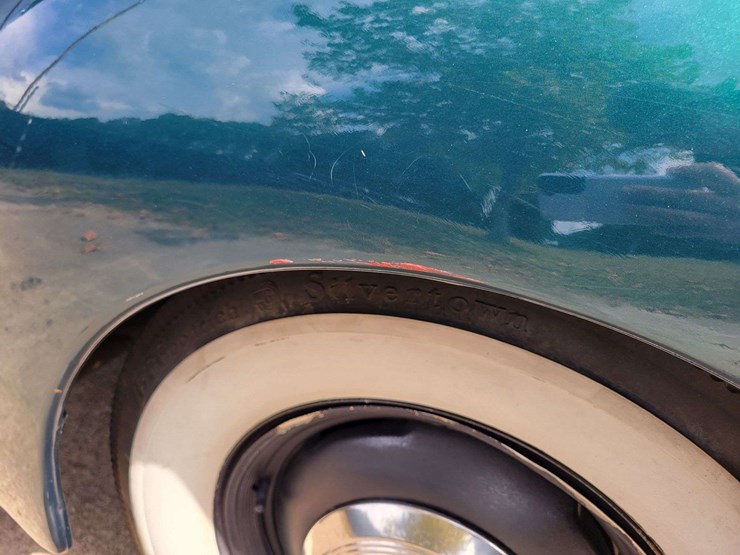 1940-ford-sedan-image-93