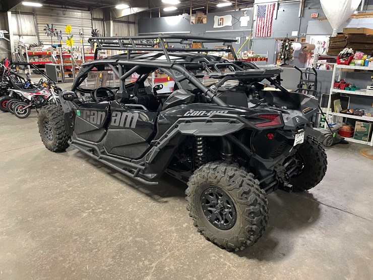 2023-can-am-maverick-x3-image-4
