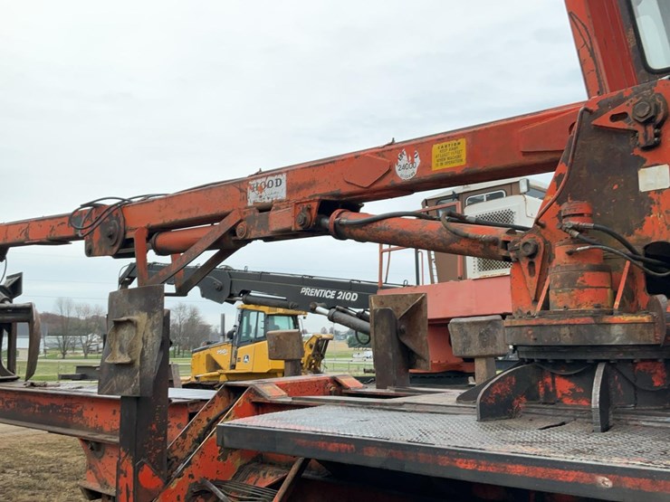 1986-john-deere-6414-image-35