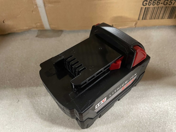 #8712-•-new-milwaukee-compatible-3/8-ratchet-wrench-(t14)-image-12