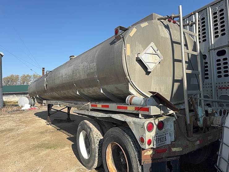 1969-fruehauf-trailer-image-5