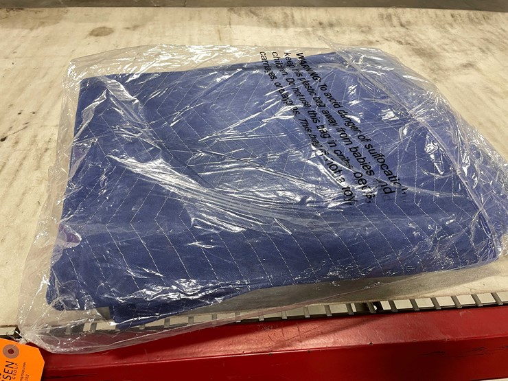 #8691-•-moving-blankets-(t14)-image-4