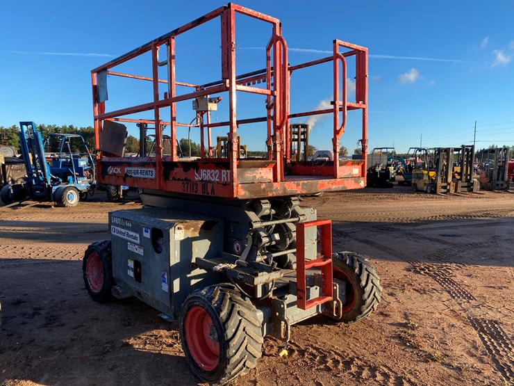 2016-skyjack-sj6832rt-image-24