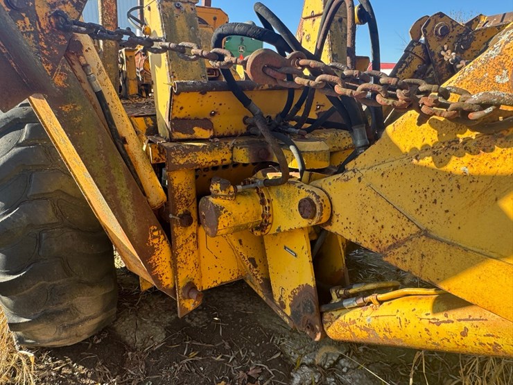 international-a-image-16