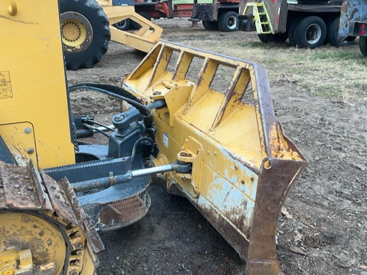 2016-deere-550k-xlt-image-25