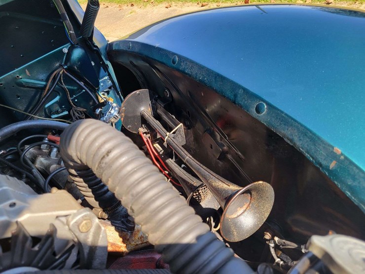 1940-ford-sedan-image-14