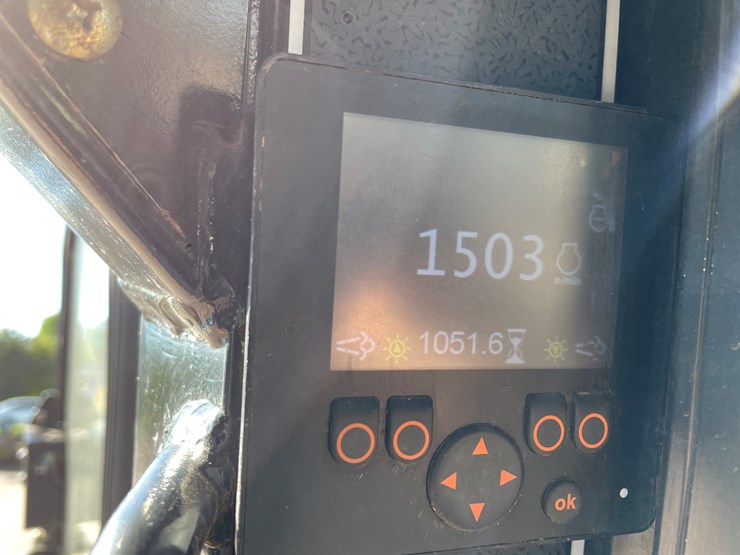 2020-gehl-rt105-image-37