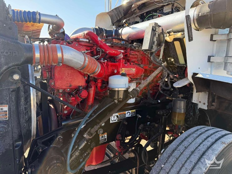 2017-kenworth-t800-image-10