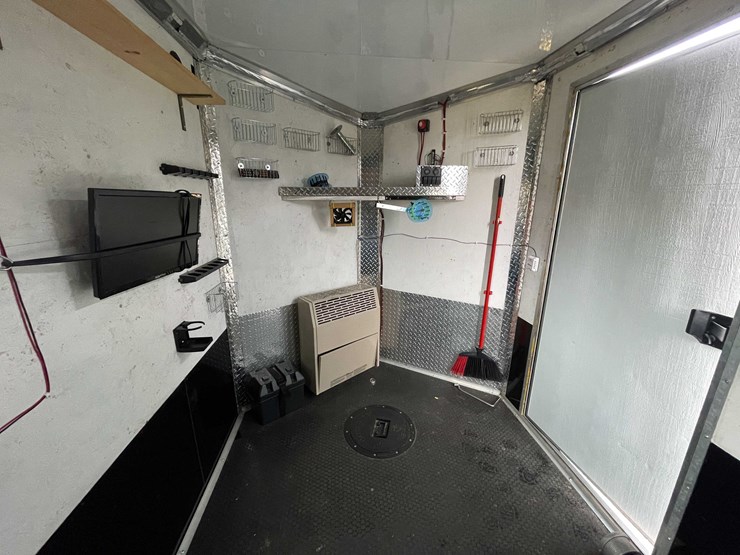 #1399-•-2018-zero-4-outdoors-6'-x-10'-all-aluminum-drop-down-ice-shanty-(of)-image-21