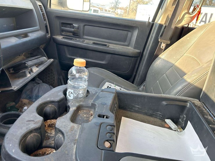 2018-utility-flatbed-image-19