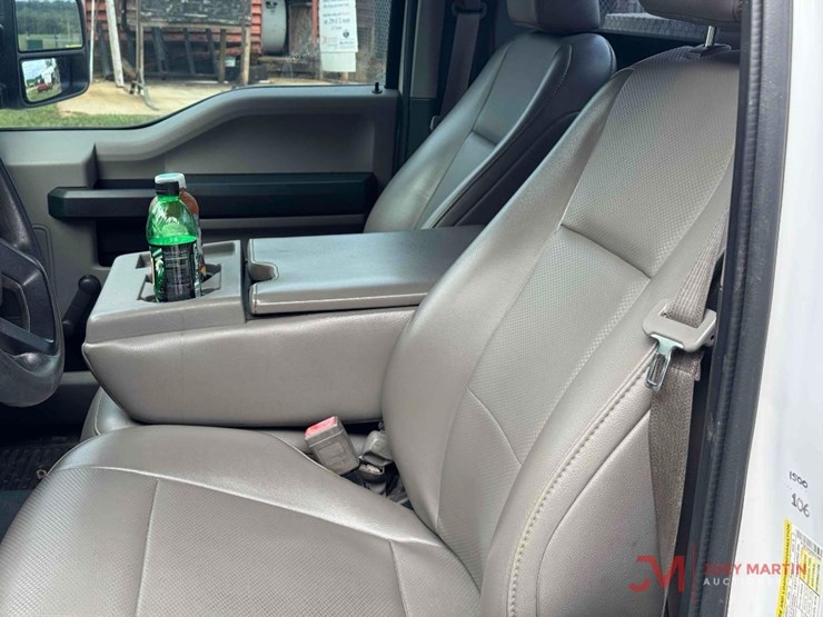 2019-ford-f250-xl-image-13