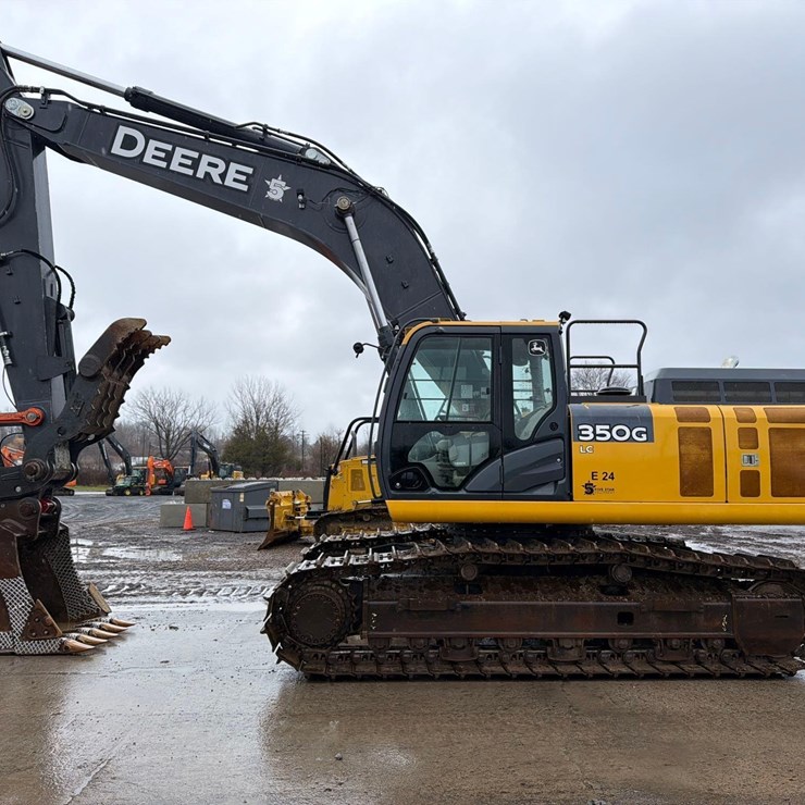 2019 DEERE 350G LC