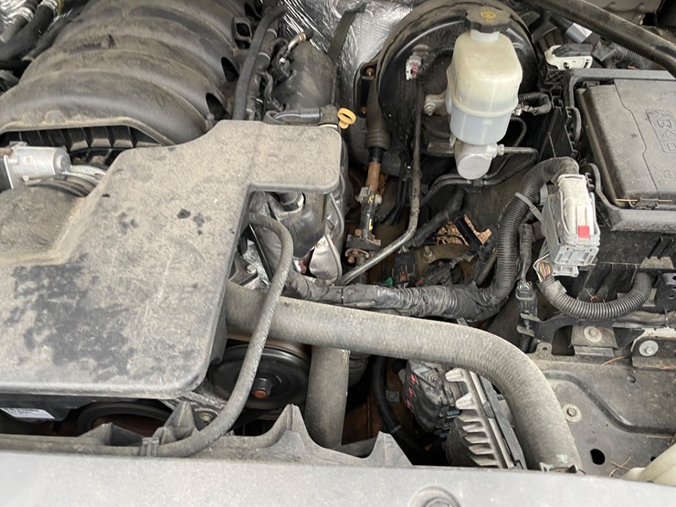 2015-gmc-yukon-slt-image-49