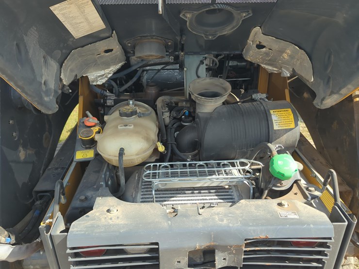 2023-deere-333g-image-11