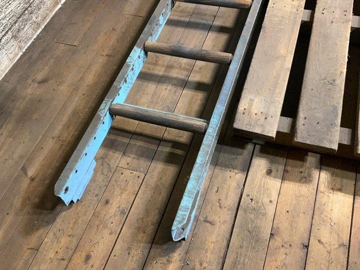 #180-•-armstrong-leveling-bench-and-roller-image-11