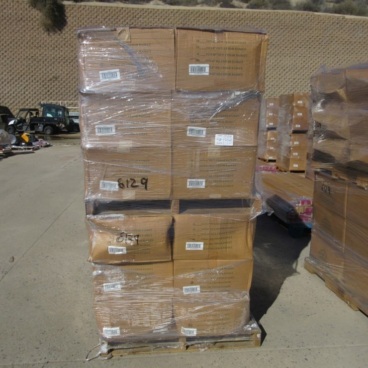 Assorted Size Square Cedar Wooden Plant Baskets,