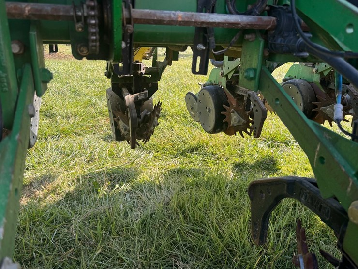 john-deere-1770nt-image-22