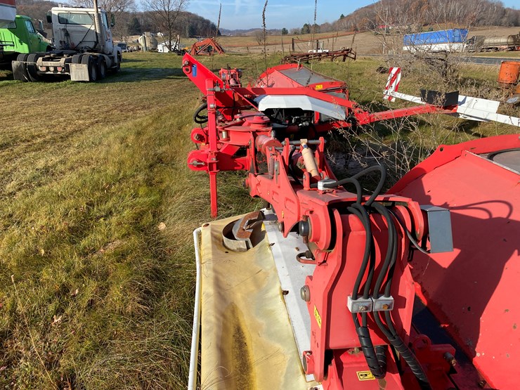 #8000-•-(2)-pottinger-triple-mowers-(colfax,-wi)-image-15