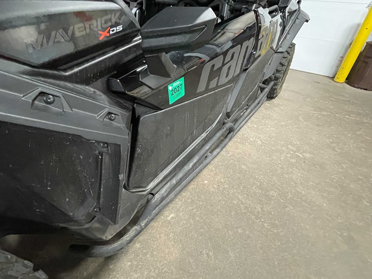 2023-can-am-maverick-x3-image-35