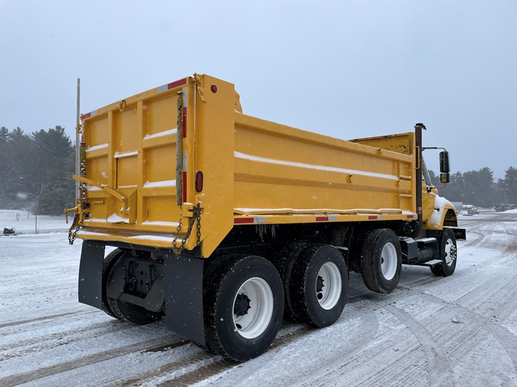 #234-•-2005-international-tri-axle-dump-truck-(has-wi-title)(mosinee,-wi)-image-5