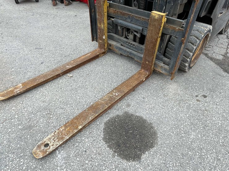 #1396-•-forklift-(o3)-image-18