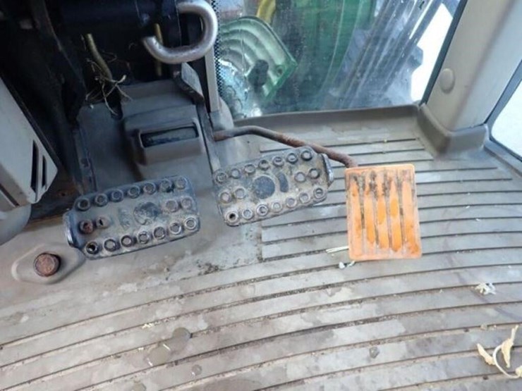 2012-john-deere-6430-image-16