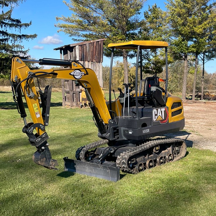 #412 • 2025 AGT Industrial Mini Excavator (Cedar Grove, WI)