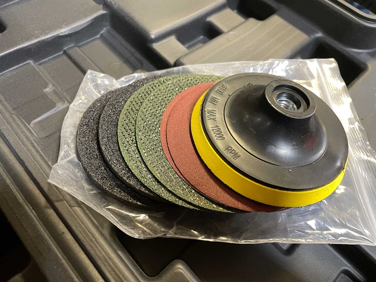 #8672-•-dewalt-style-cut-off-tool-kit-with-batteries-and-case-(pr11)-image-9