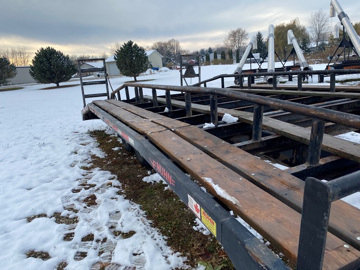 #1102-•-2014-nuhn-0252-crawler-hauler-trailer-(st.-nazianz,-wi)-image-8