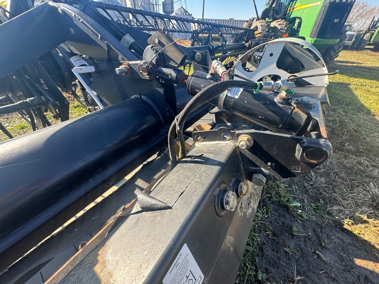 2009-mac-don-fd70-image-21