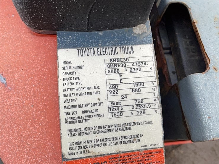 2017-toyota-8hbe30-image-5