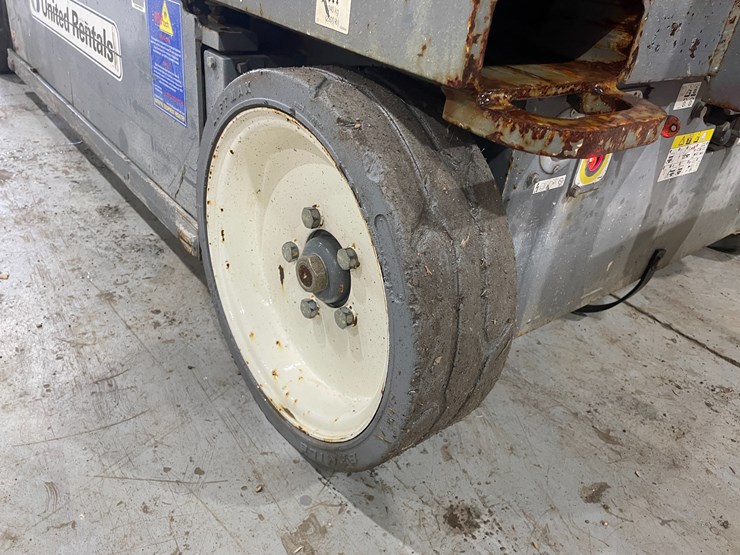 2014-skyjack-sjiii4632-image-10