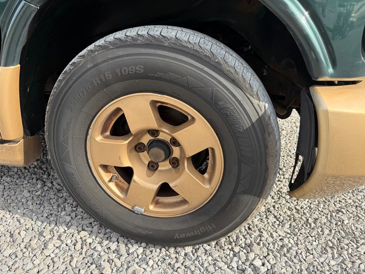 2001-gmc-1500-image-9