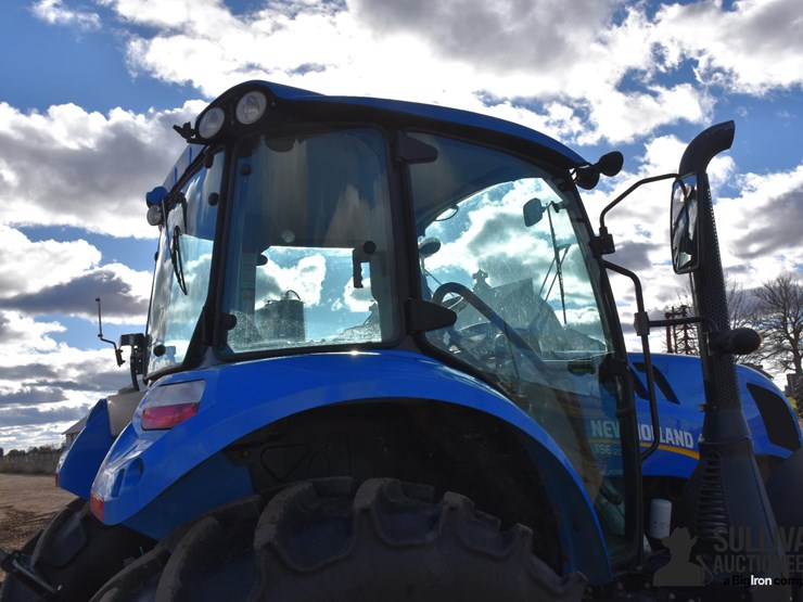 2016-new-holland-ts6.120-image-18