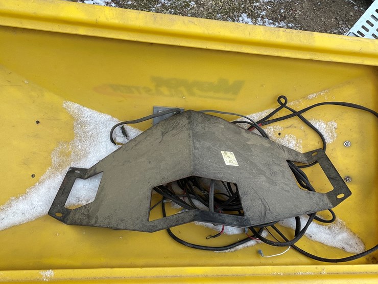 #2712-•-meyer-baster-salter-(fall-creek,-wi)-image-10