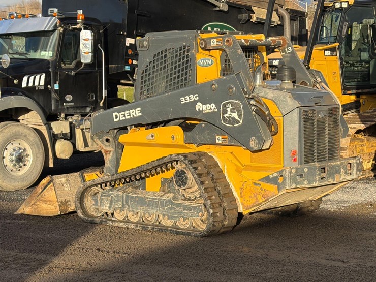 2021-deere-333g-image-5
