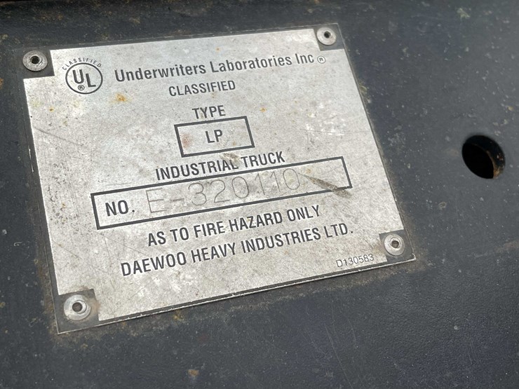 #1396-•-forklift-(o3)-image-11