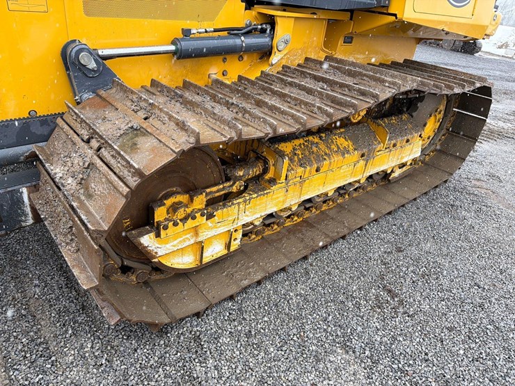 2022-deere-450k-image-8