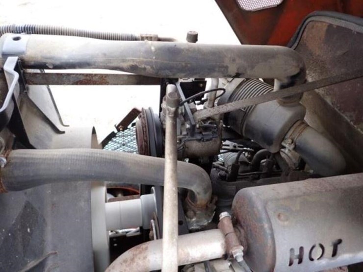 2017-kubota-b2650hsd-image-59